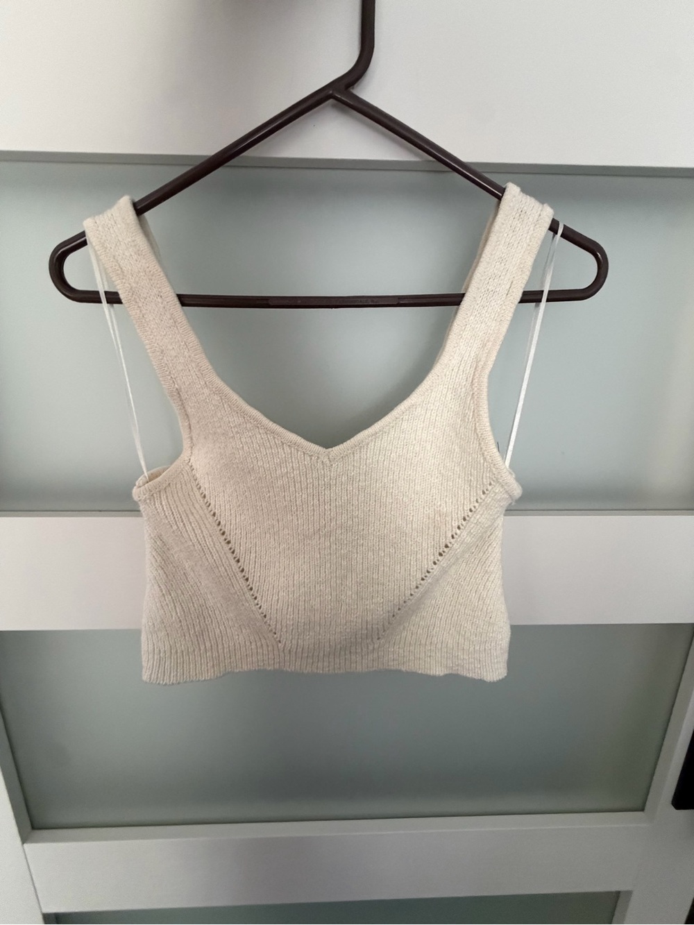 eesome Cream V‑Neck Knit Crop Tank